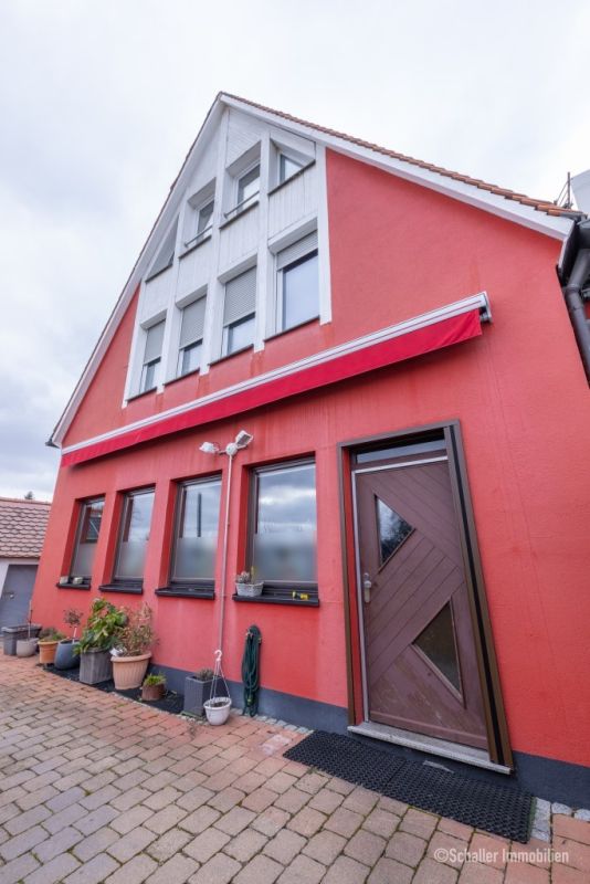 TOP gepflegtes Wohn - Geschäftshaus Nbg. - West / Haus kaufen