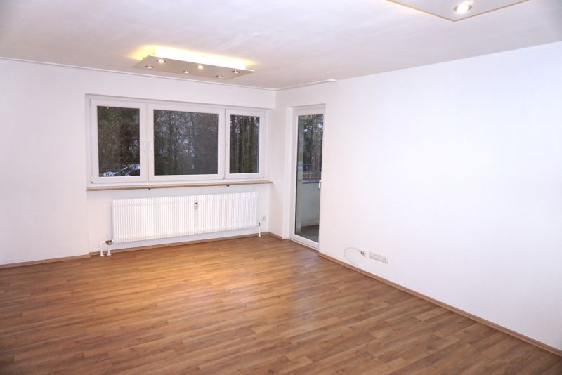 VERKAUFT: Moderne 2 Zi.-ETW mit Balkon in Spardorf b. Erlangen