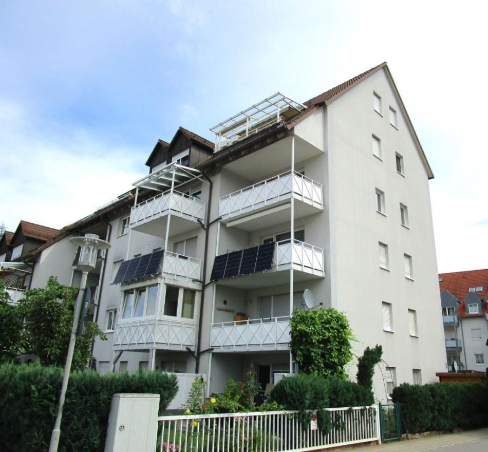 Gemütliche 3-Zi. Wohnung mit Balkon in Lauf / Wohnung kaufenGemütliche 3-Zi. Wohnung mit Balkon in Lauf / Wohnung kaufen