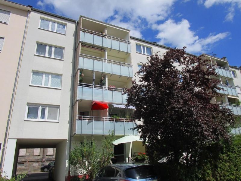 2-Zi. ETW mit Balkon in Nürnberg - Steinbühl / Wohnung kaufen