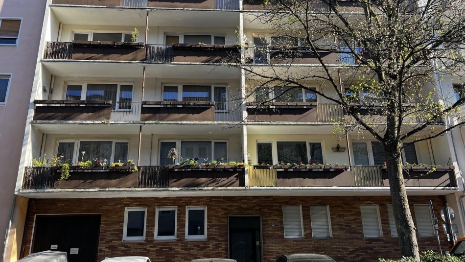 Große 1 Zi.Whg. mit separater Küche Nähe U-Bahn Nbg. Kaulbachplatz / Wohnung mieten