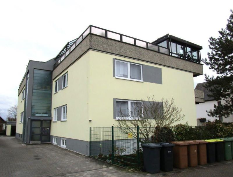 VERMIETET: 2 1/2-Zi. Wohnung mit Balkon in Oberasbach / Wohnung mieten