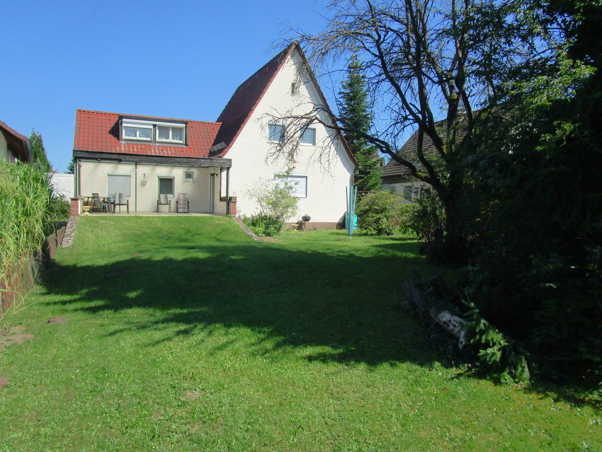 EFH mit großem Garten und guter Anbindung in Moorenbrunn / Haus kaufen