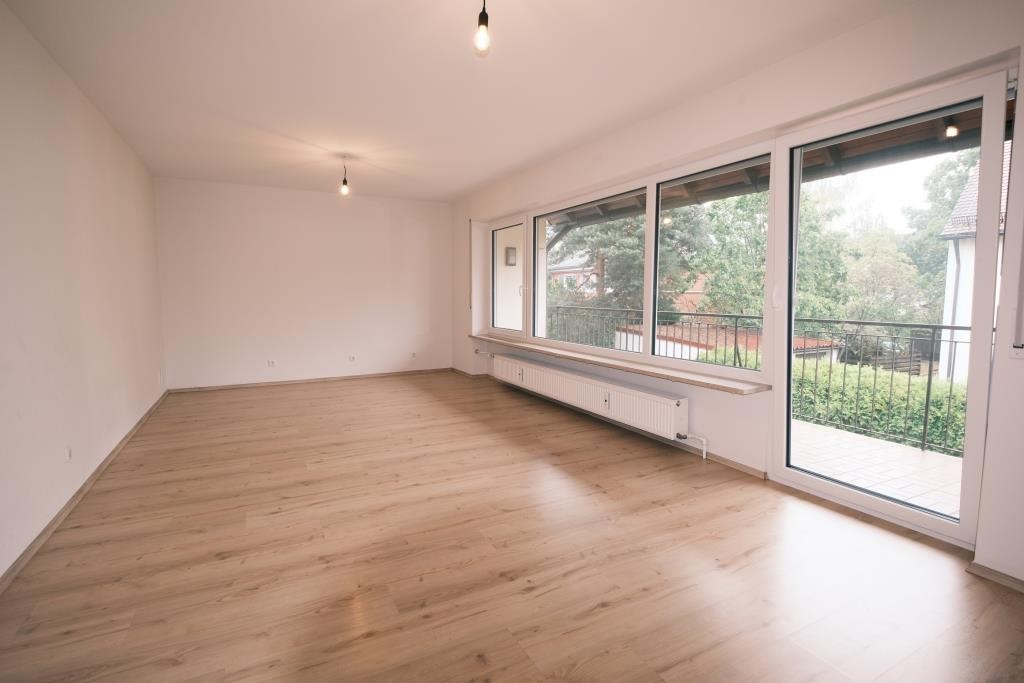 Helle 4 Zi.-Wohnung mit Balkon und Gartenanteil in Nbg. Reichelsdorf / Wohnung mieten
